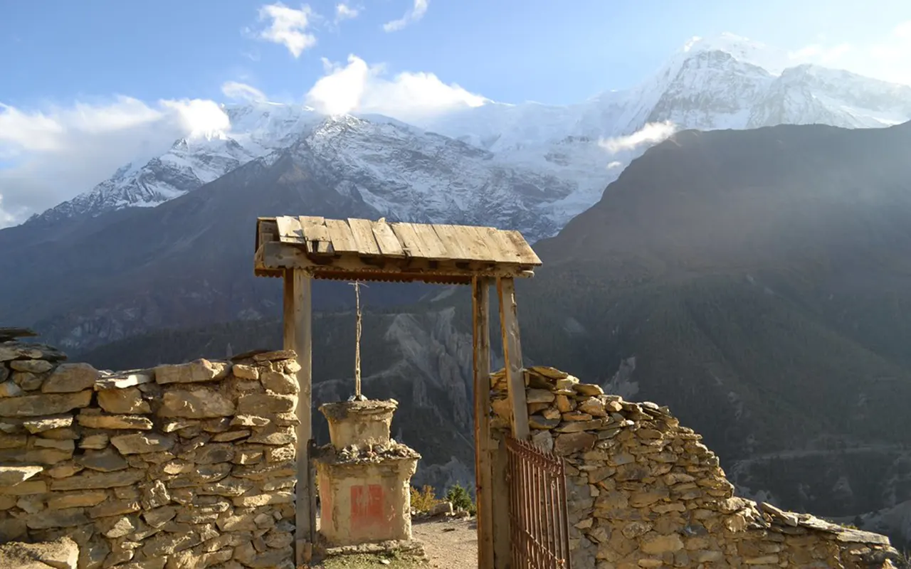 Tilicho Lake Himalayan Landscape