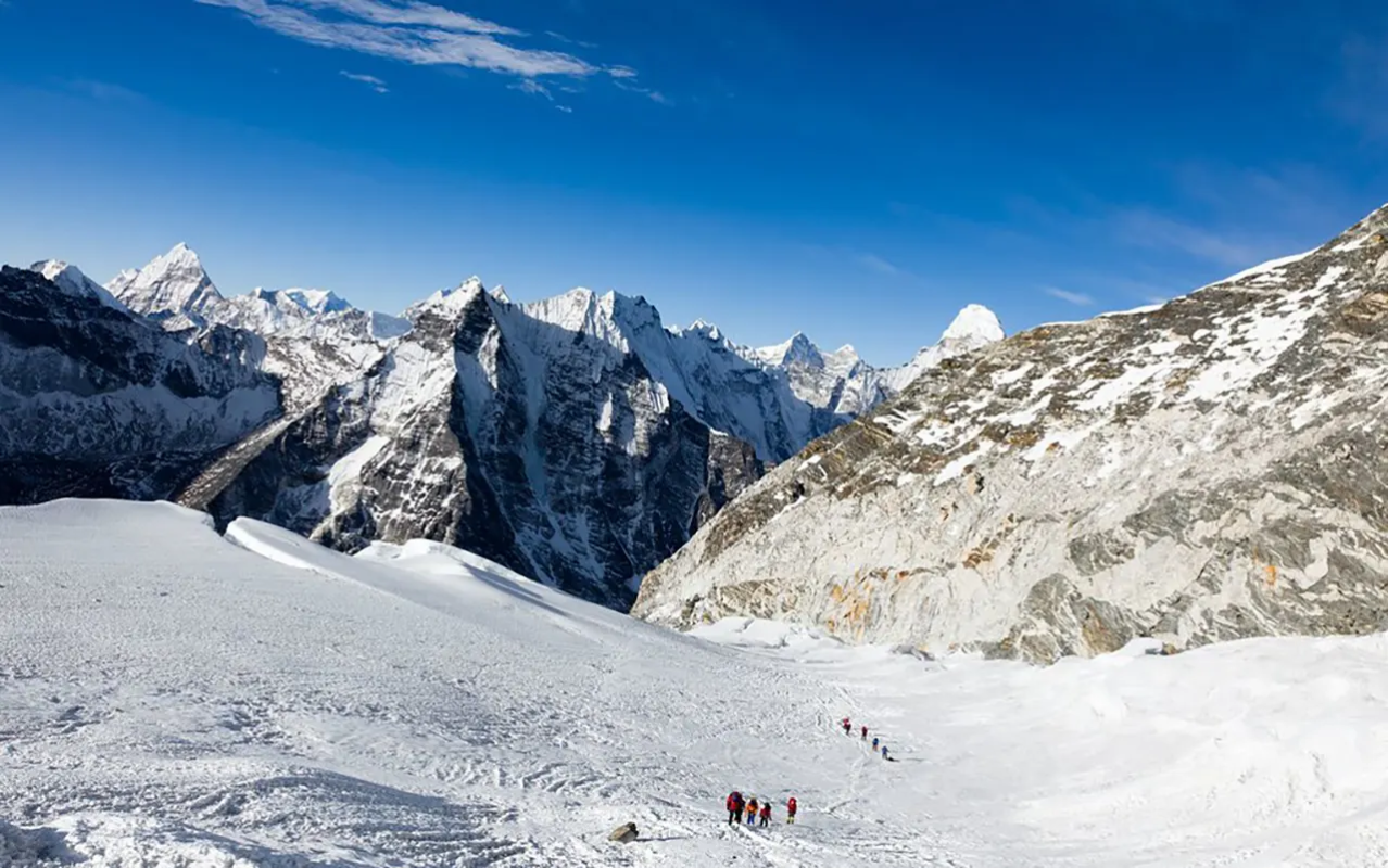 Luxury Island Peak Expedition With Helicopter Return