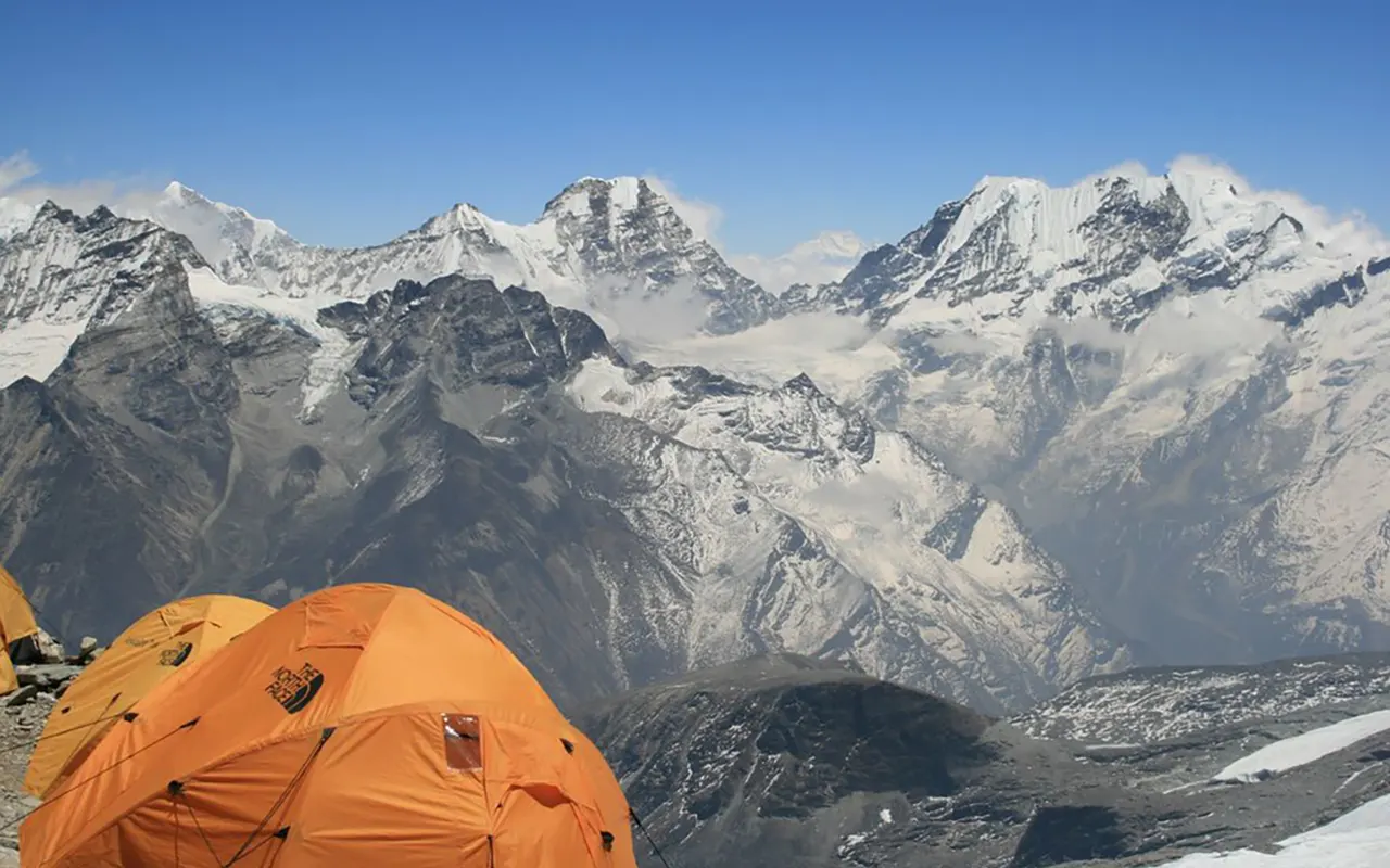 Mera Peak Luxury Climbing With Heli Return